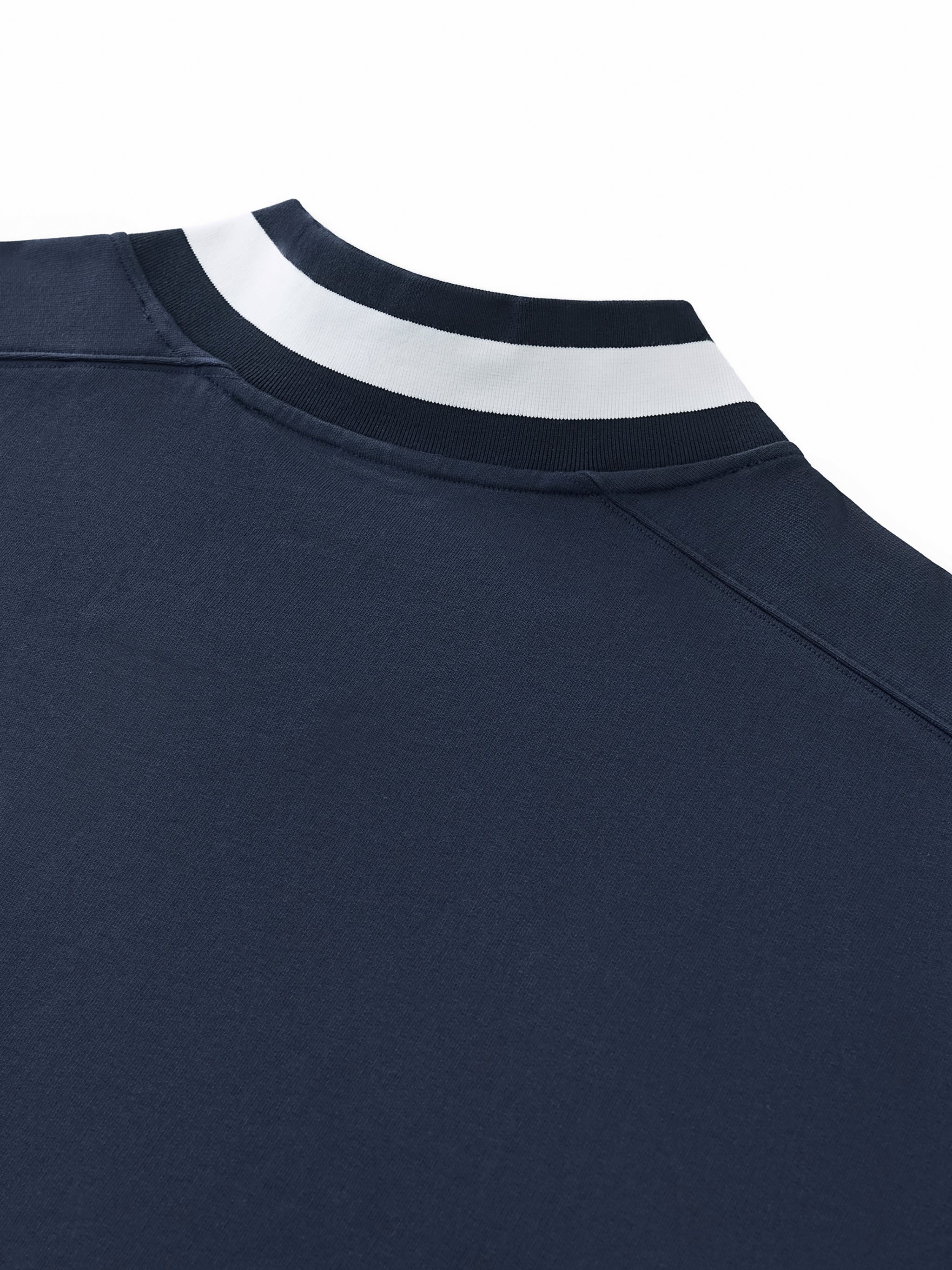 V-Ausschnitt Boxy Sweatshirt mit Kontrastkragen